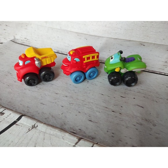 Lot of 3 Tonka Mini 2" Vehicles Chuck, Firetruck, Atv Play Cars - Picture 2 of 6